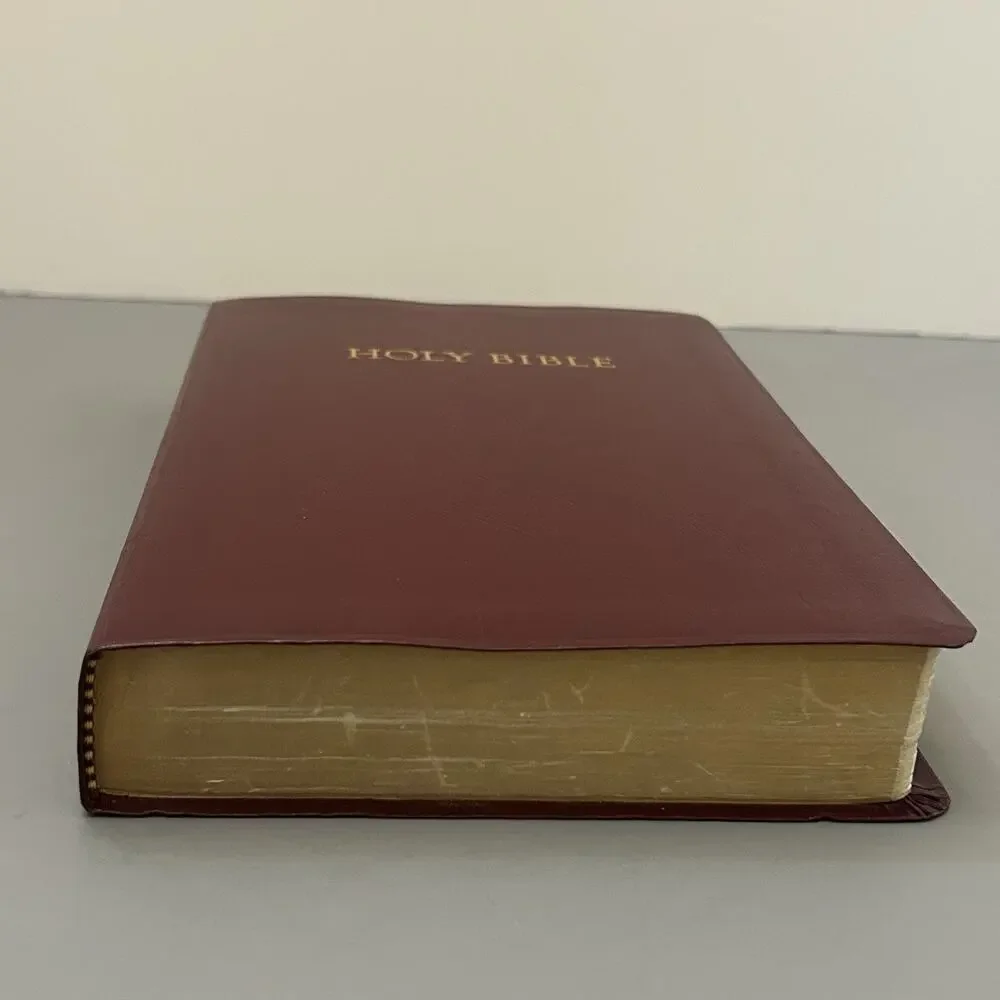Thomas Nelson holy bible